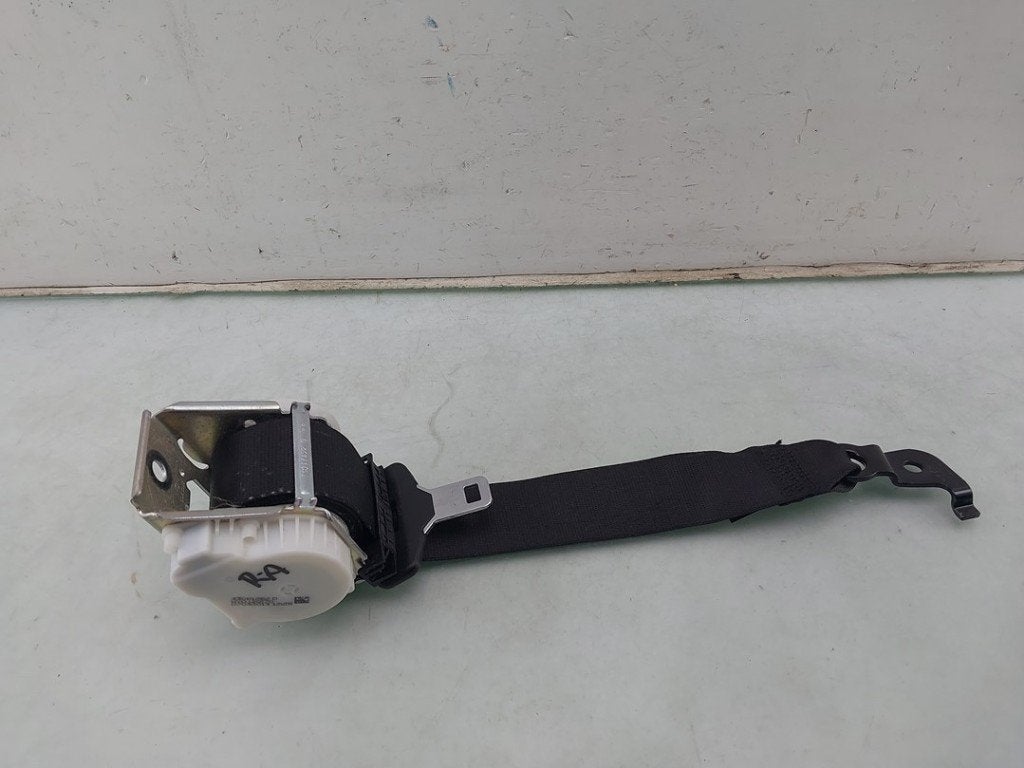 CEINTURE DE SECURITE ARRIERE DROITE 5 serie Touring (F11), Utilisé, BMW, Petuelring 130
80809  München, DE, Bayerische Motoren Werke AG