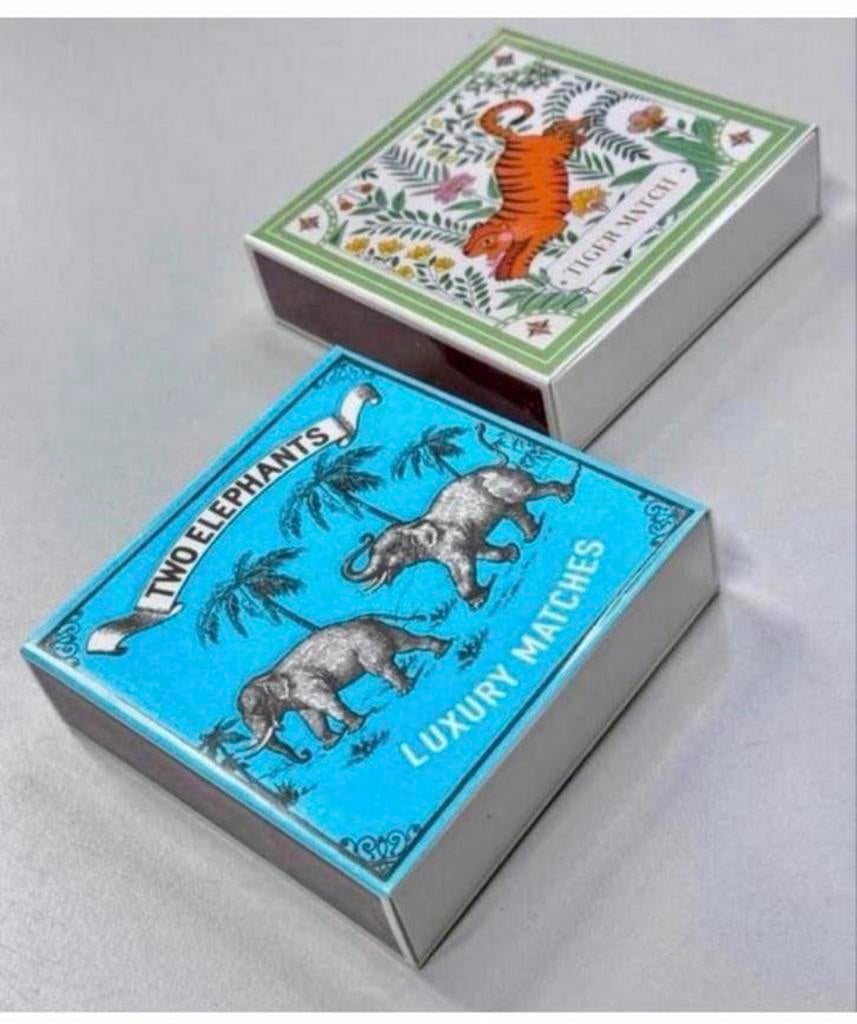 2 Sets LUXE Lucifers lucifer Luxury matches Tiger Elephants, Verzamelen, Ophalen of Verzenden, Nieuw, Luciferdoosjes of -merken
