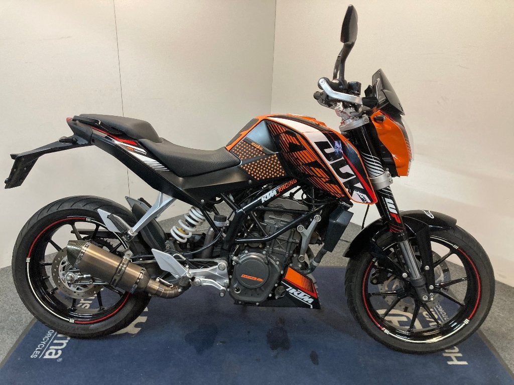 KTM Duke 200 MY'13 ref. LS 3414, Motoren, Occasion, Bedrijf, Minimaal motorrijbewijs A2, 200 cc