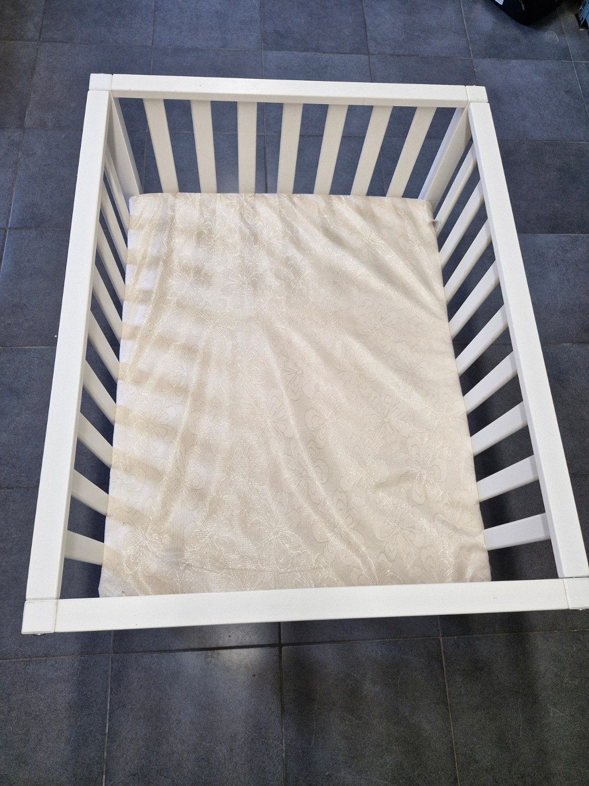 Park Childhome Wit, Kinderen en Baby's, Babyparken, Ophalen of Verzenden, Wieltjes
