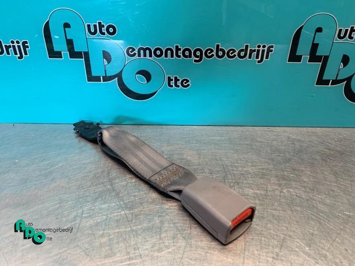 Insertion ceinture de sécurité arrière droite d'un Chevro, -, 3 mois de garantie, Utilisé, -