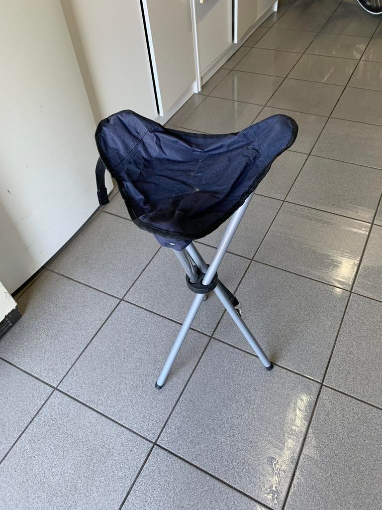 Kampeer stoeltje, Ophalen, Zo goed als nieuw