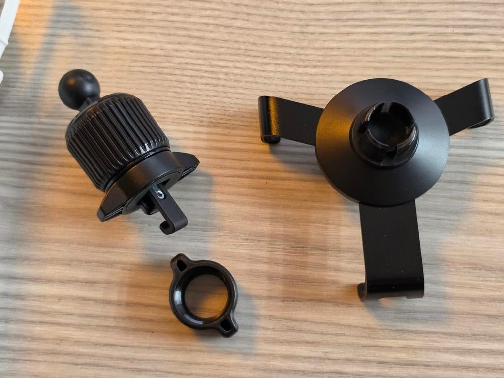 Support de téléphone pour voiture UGREEN avec garantie et bo, Enlèvement ou Envoi, Comme neuf, Voiture