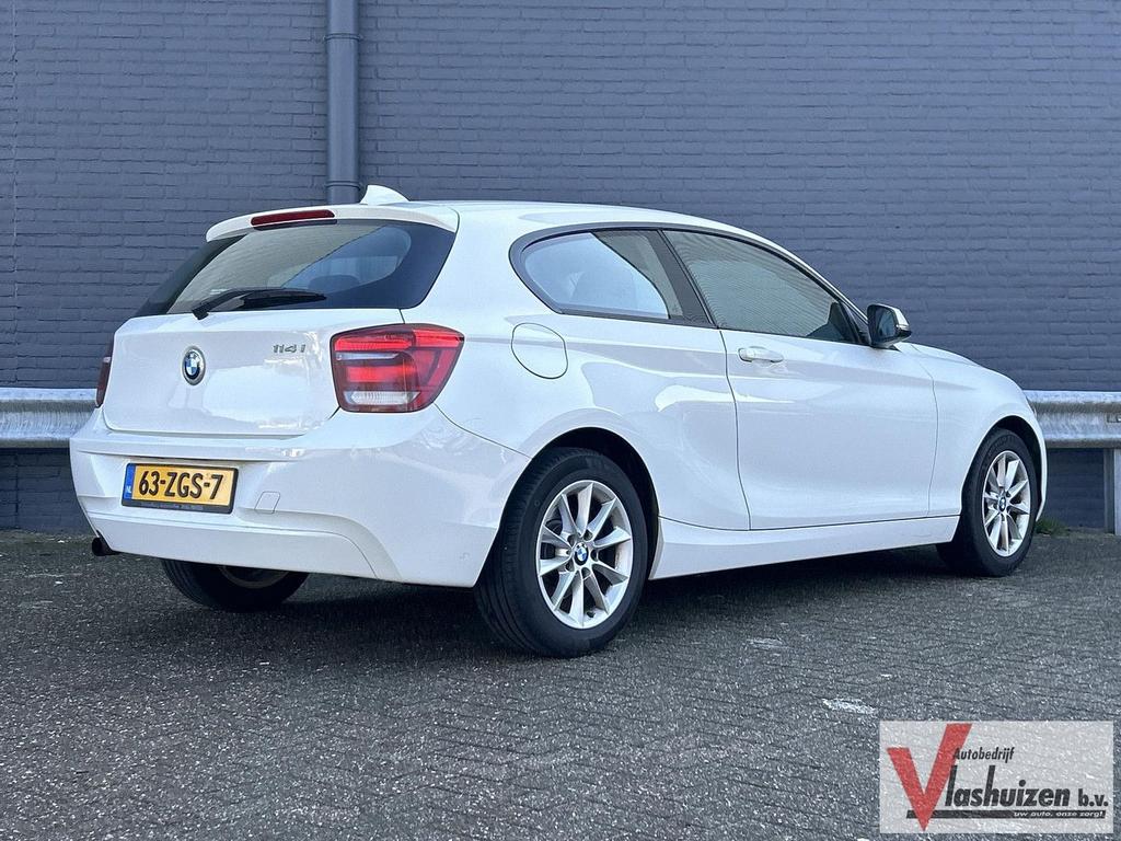 BMW 114 1-serie 114i | Airco |, Auto's, BMW, Start-stop-systeem, 1 Reeks, 129 g/km, Wit