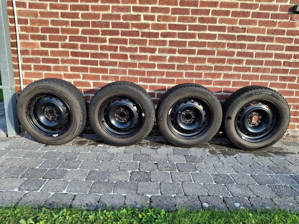 Pneus d'hiver Michelin 185/65 R15 sur jante, Autos : Pièces & Accessoires, 15 pouces, Pneus et Jantes, Pneus hiver, Véhicule de tourisme