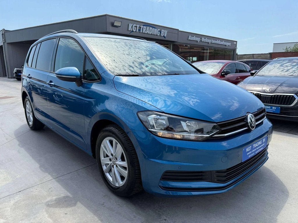 Volkswagen Touran 1.5 TSI 150PK 7 ZETELS NAVIGATIE BLUETOOTH, Auto's, Stof, 4 cilinders, Blauw, Handgeschakeld
