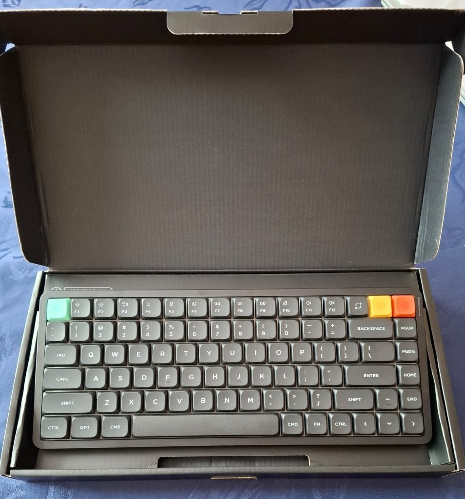 Clavier Mécanique Slim NuPhy Air75 V2/V3 (Low-Profile), Informatique & Logiciels, Enlèvement ou Envoi, Qwerty, Multi-appareil