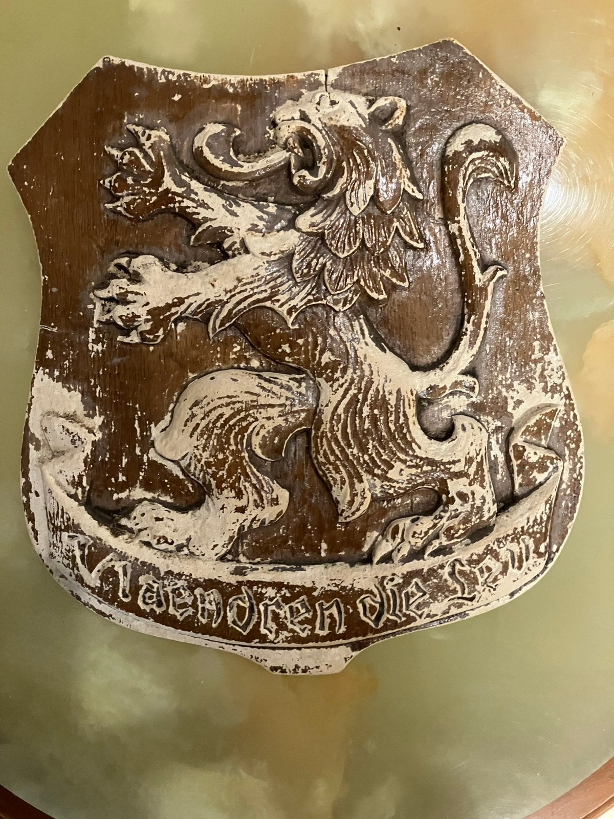 Plaque VLAENDEREN DIE LEU, Enlèvement