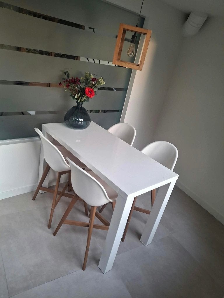 Hoge tafel met 4 krukken, Huis en Inrichting, Ophalen, 100 tot 150 cm, 50 tot 100 cm, Zo goed als nieuw