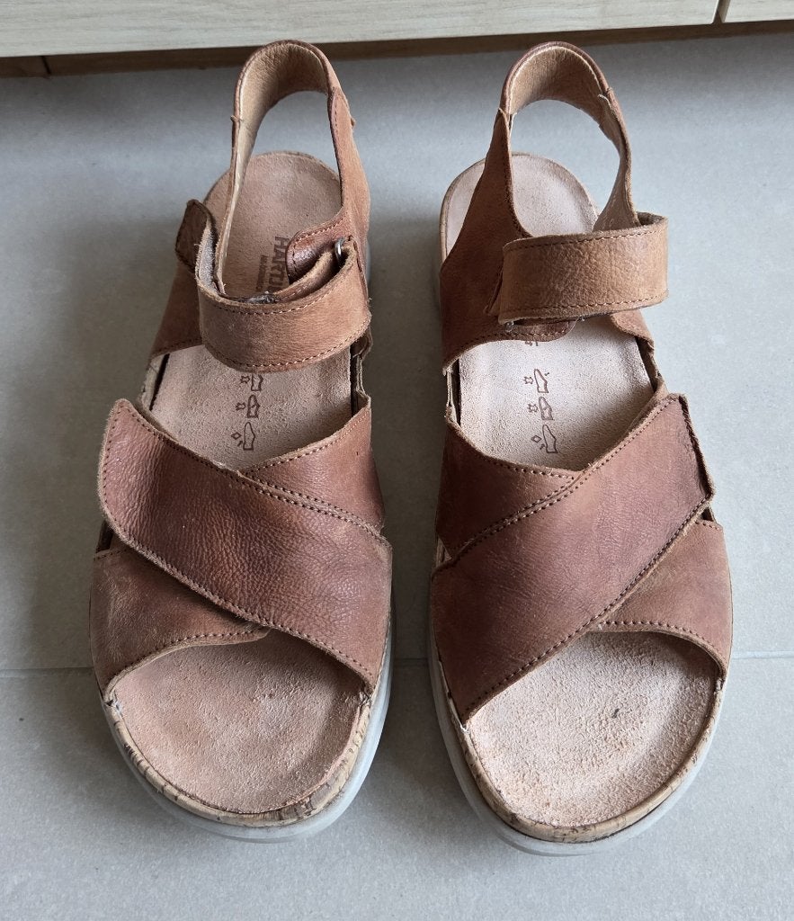 sandalen Hartjes 41 geschikt voor steunzolen, Kleding | Dames, Bruin, Hartjes, Gedragen, Sandalen of Muiltjes