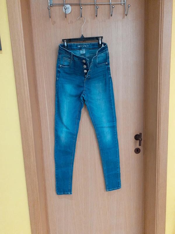 Jeans skinny Taille 12/13 ans takko fashion, Pantalon, Enlèvement ou Envoi, Utilisé, Takko fashion
