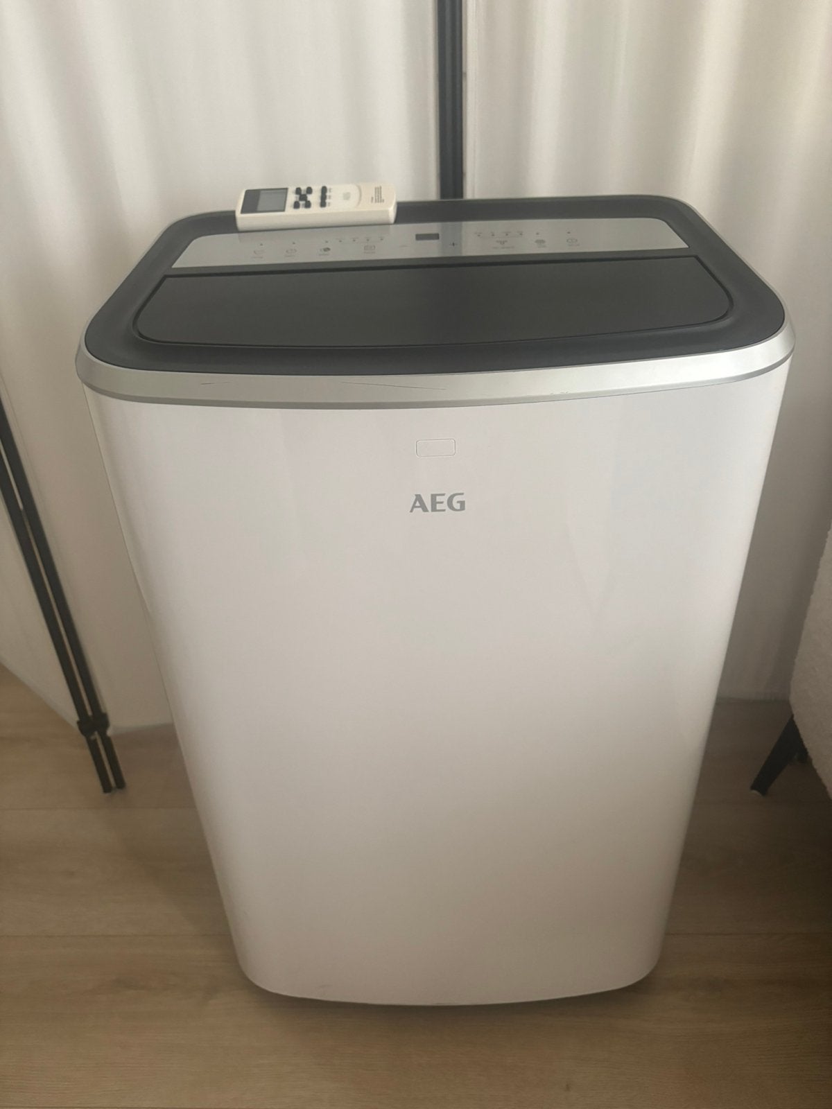 Climatiseur mobile AEG 12000BTU - A-marque COOLS SUPER, Electroménager, Refroidissement et Déshumidification, Moins de 60 m³, Enlèvement