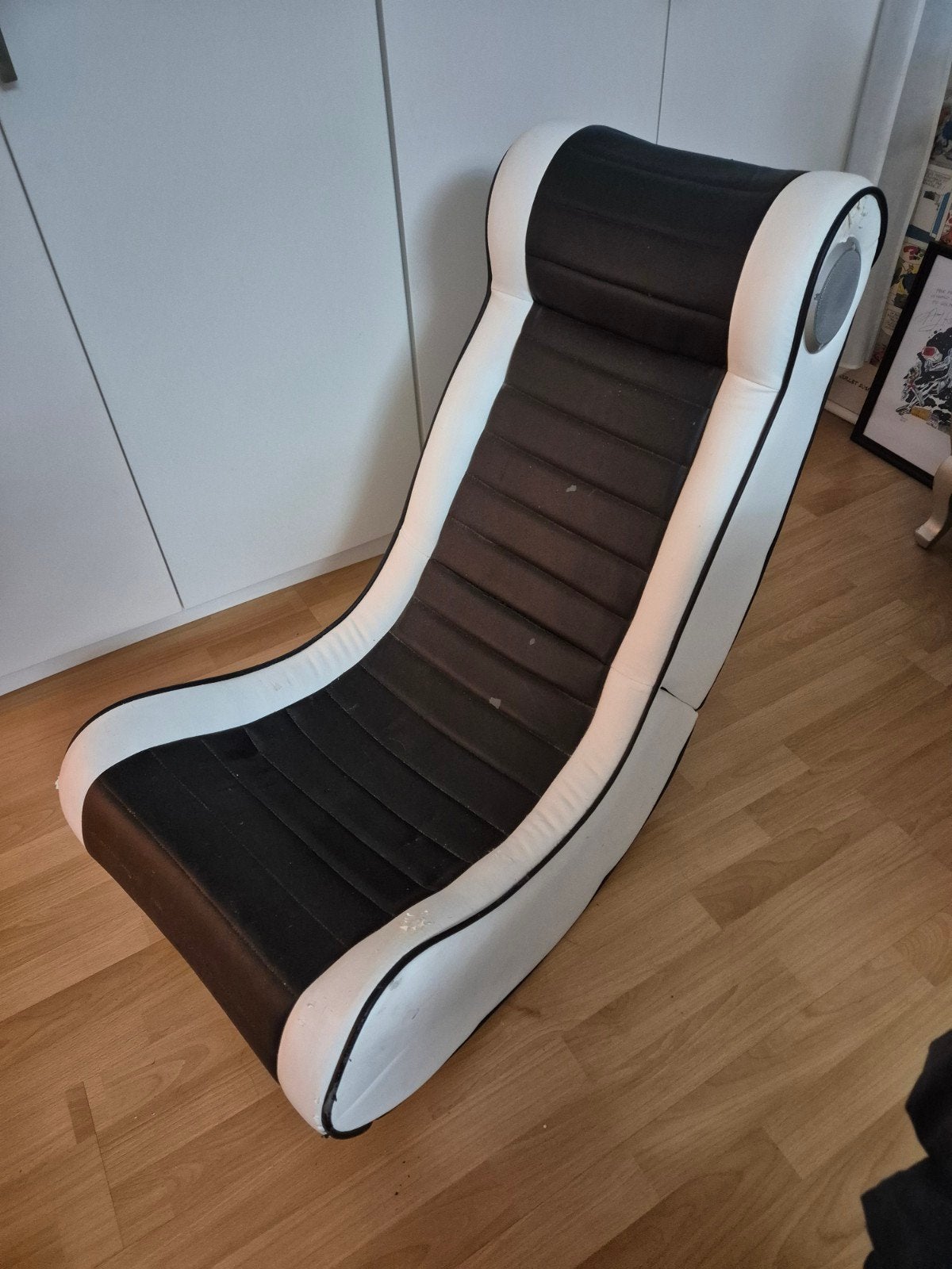 Fauteuil audio à bascule, Enlèvement