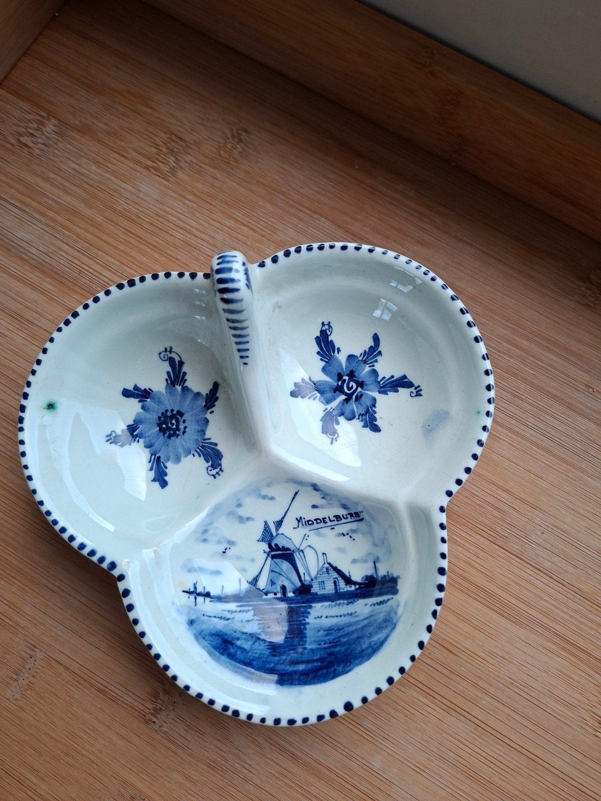 Delft schaaltje, Enlèvement