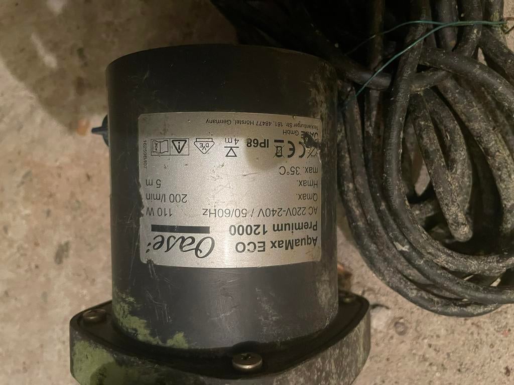 Oase Aquamax Eco Premium 12000 Filter en beeklooppomp, Ophalen, Gebruikt, Vijverpomp