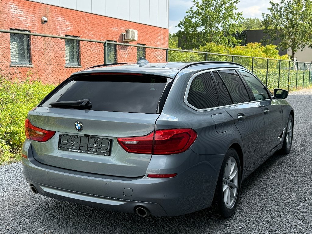 BMW 518da Touring VAT/VAT VOITURE IRON JACKS DÉMARRE PAS !, Autos, BMW, Argent ou Gris, Euro 6, Entreprise, Noir
