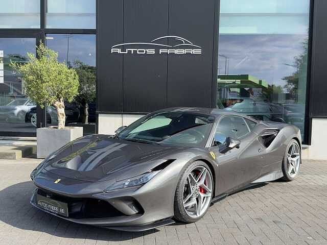 Ferrari F8 Tributo PPF l Matt carbon l Race seats l Ferrari, Auto's, Ferrari, 2 zetels, Adaptieve lichten, Zilver of Grijs, https://public.car-pass.be/vhr/26f6ed39-d975-4ae7-a4d9-238c229e48ef