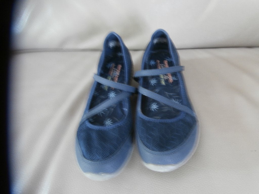 chaussures Skechers Classic Fit  Air-Cooled Memory Foam, Vêtements | Femmes, Chaussures, Enlèvement ou Envoi, Comme neuf, Bleu