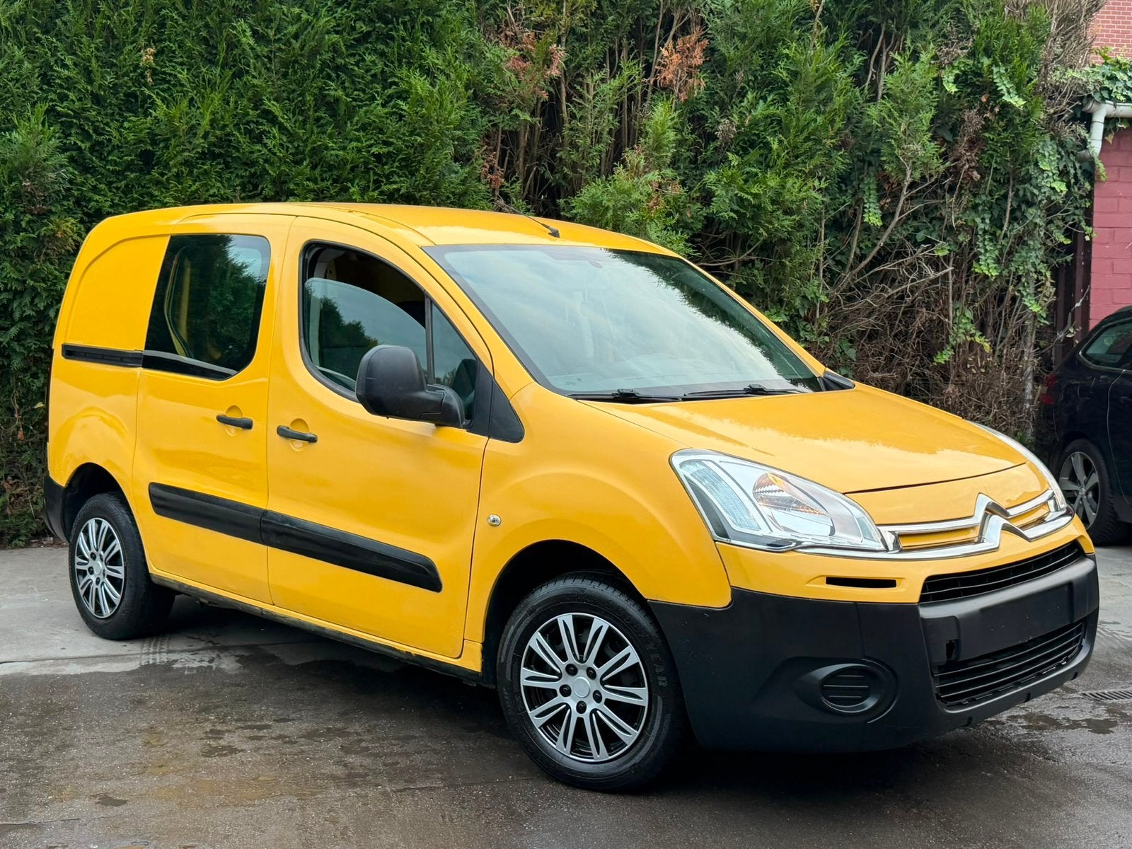 Citroen Berlingo 2014 168.000km 4700€ gekeurd voor verkoop, Auto's, 4 deurs, Te koop, Berlingo, Bedrijf