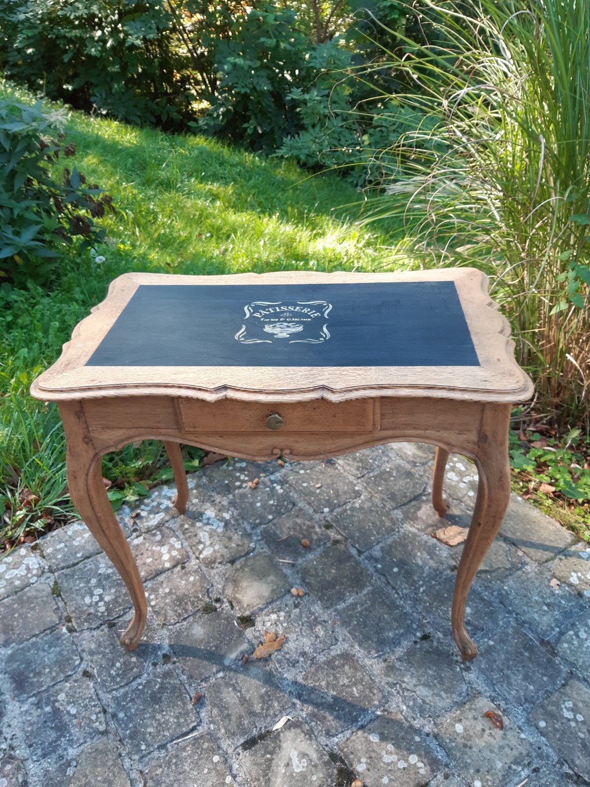 Petite table d'appoint style Louis XV, Antiquités & Art, Enlèvement