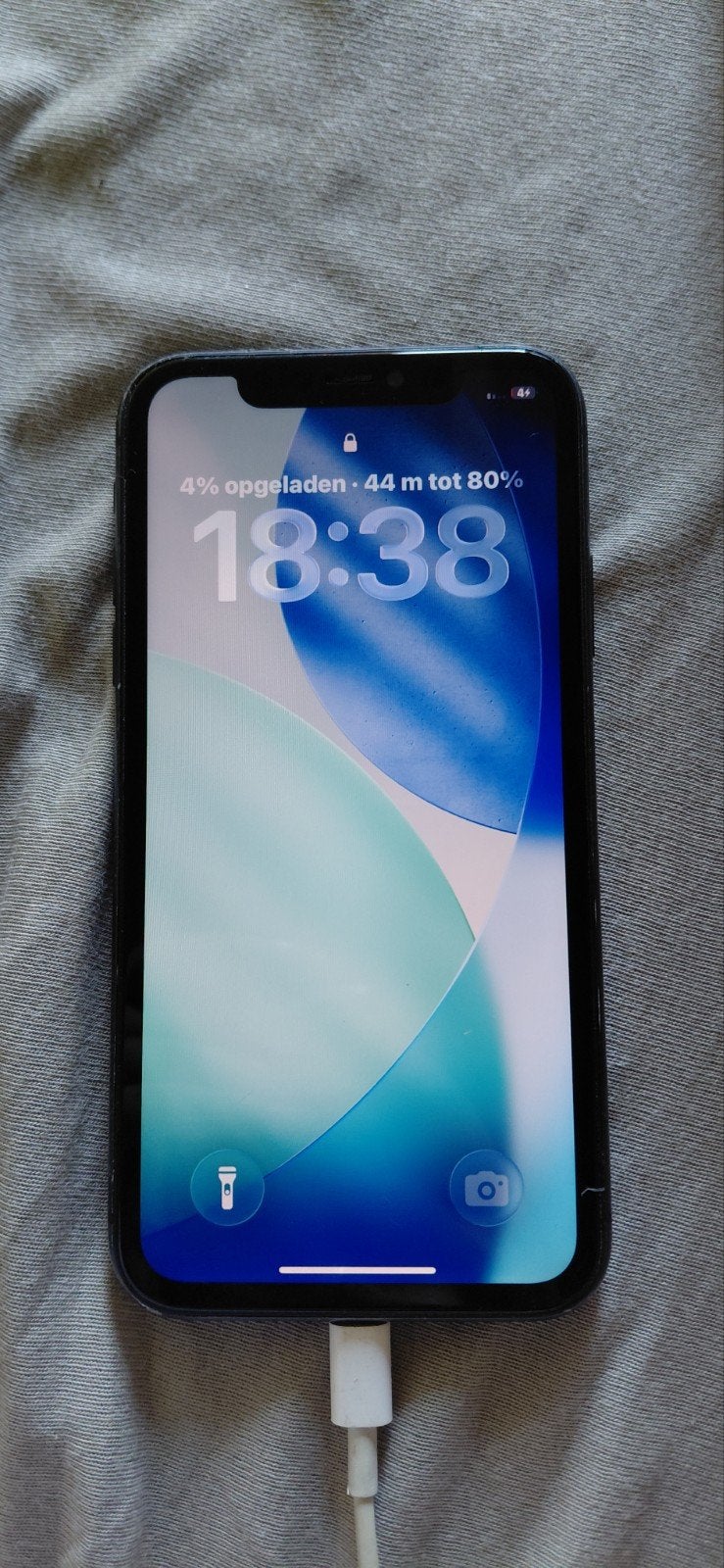 iphone 11, Télécoms, Avec simlock (verrouillage SIM), Autres systèmes, Comme neuf, Enlèvement
