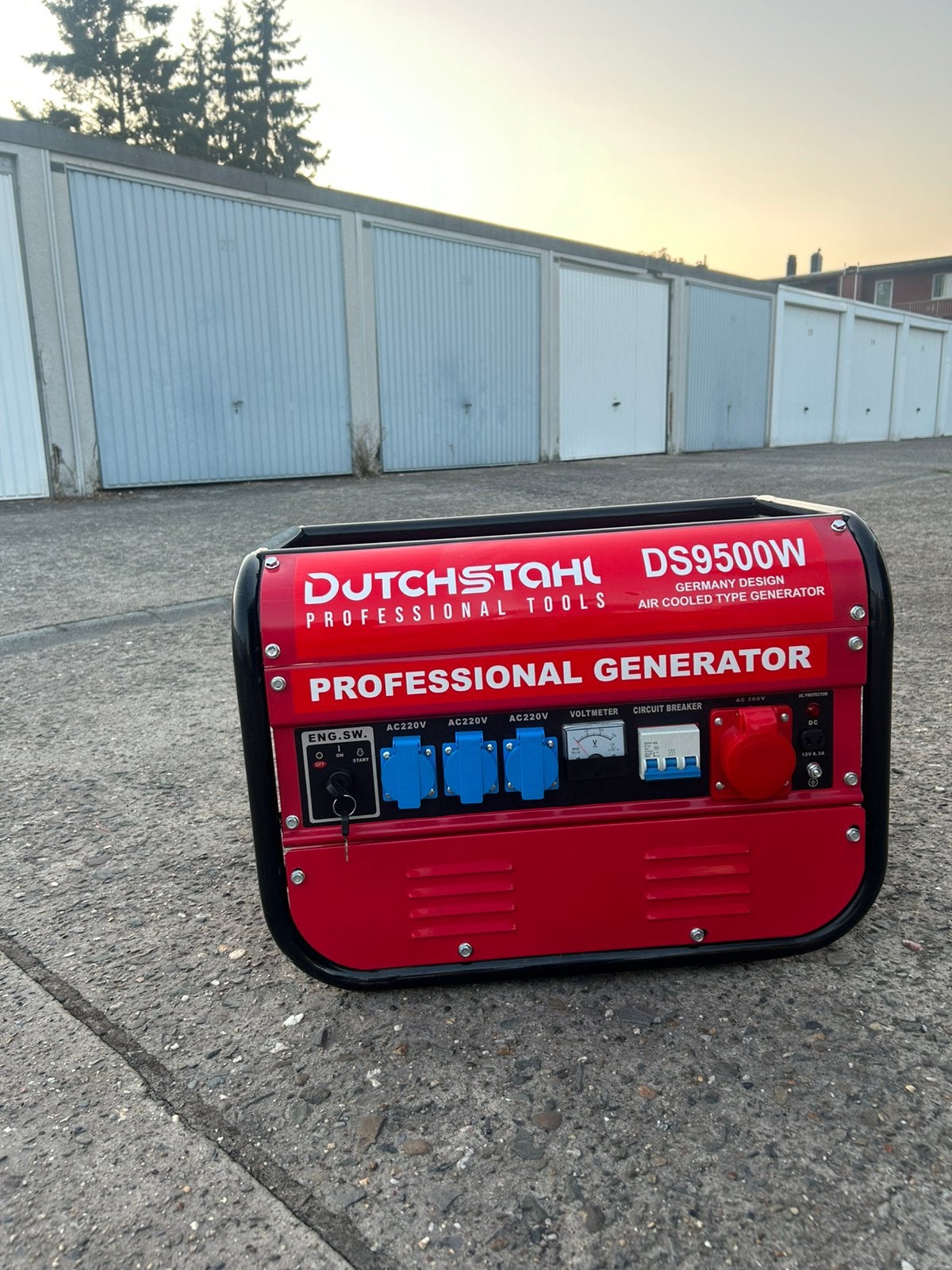 Generator Benzine, Doe-het-zelf en Bouw, Aggregaten, Ophalen, Zo goed als nieuw, Benzine