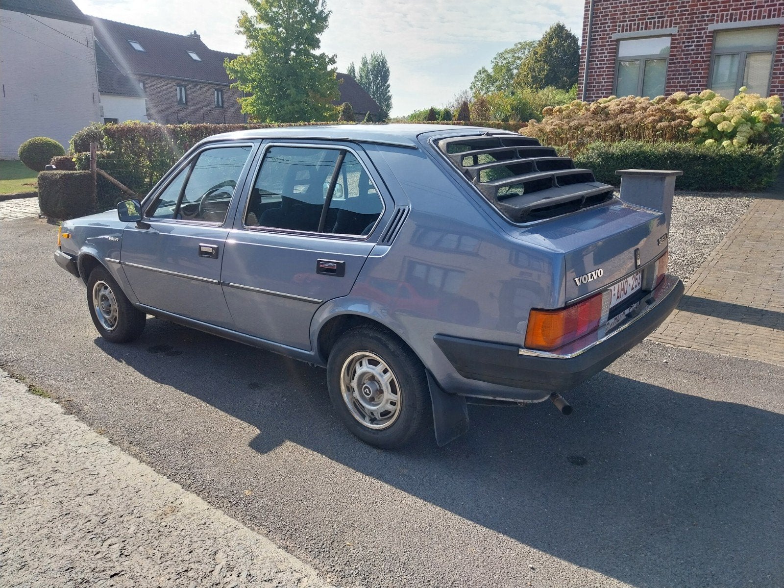 volvo 345 Gls 2000cc, 4 cilinders, Blauw, 5 deurs, Particulier