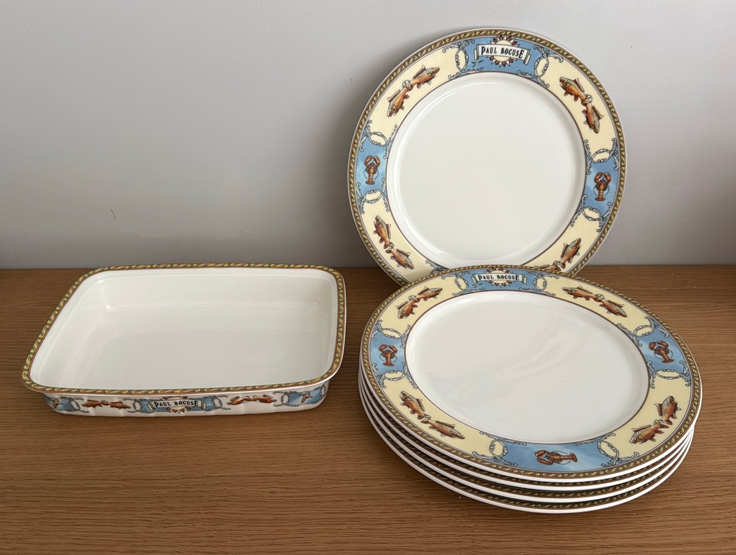 Assiettes et plat Paul Bocuse, Enlèvement