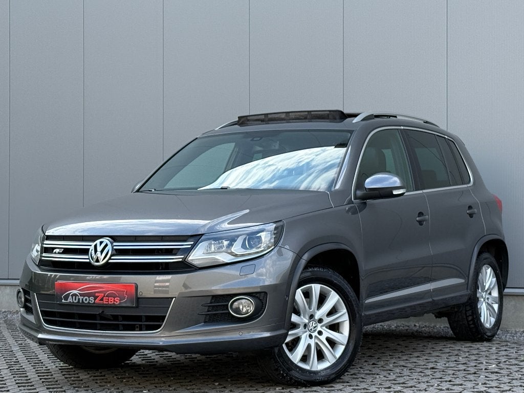 VW Tiguan 2.0 TDi 4Motion R-Line Xenon Pano Cruise, Autos, Volkswagen, Achat, Entreprise, 1968 cm³, Noir