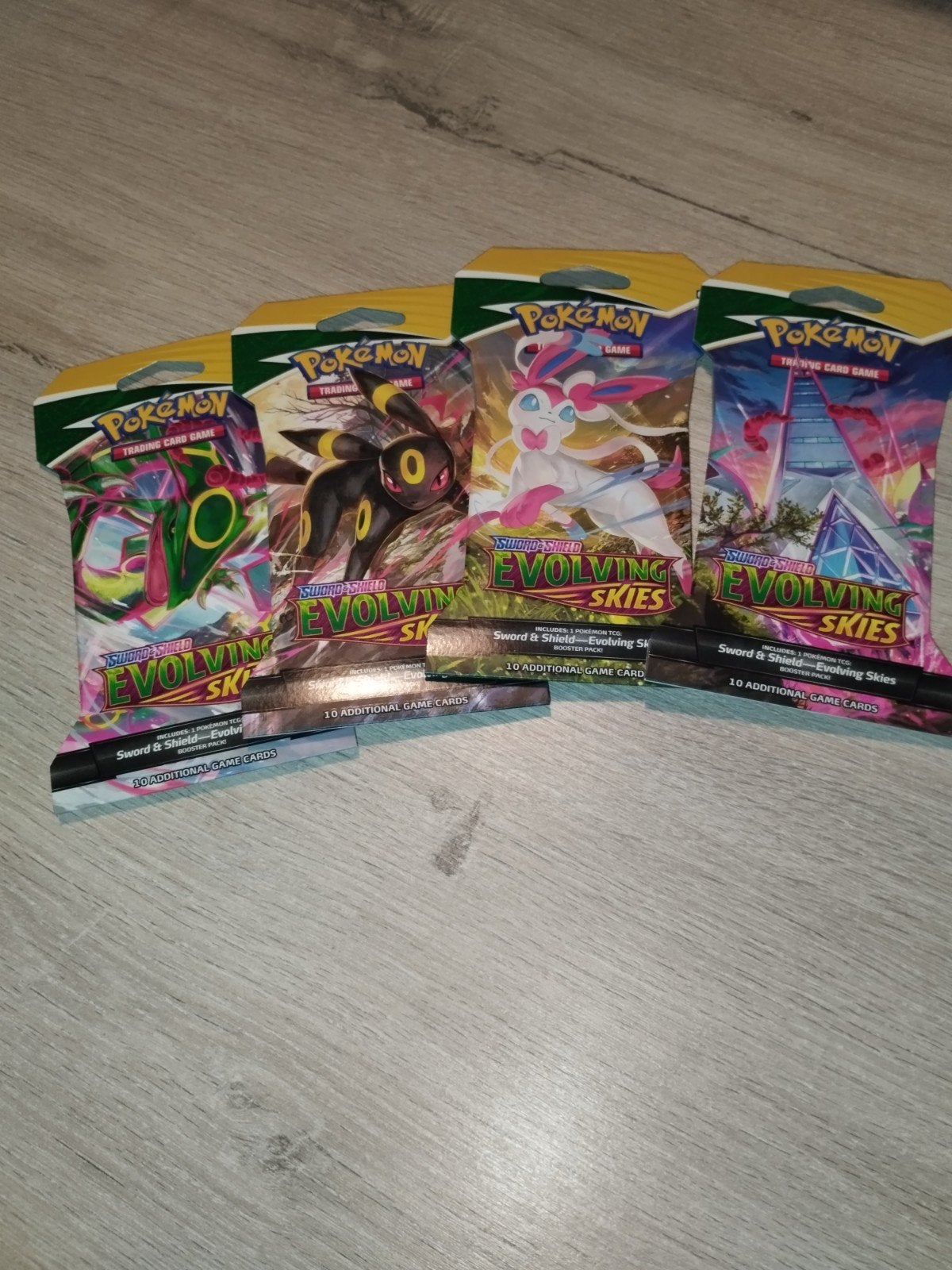 Pokémon artset sleeved boosters Van evolving Skies, Ophalen, Booster