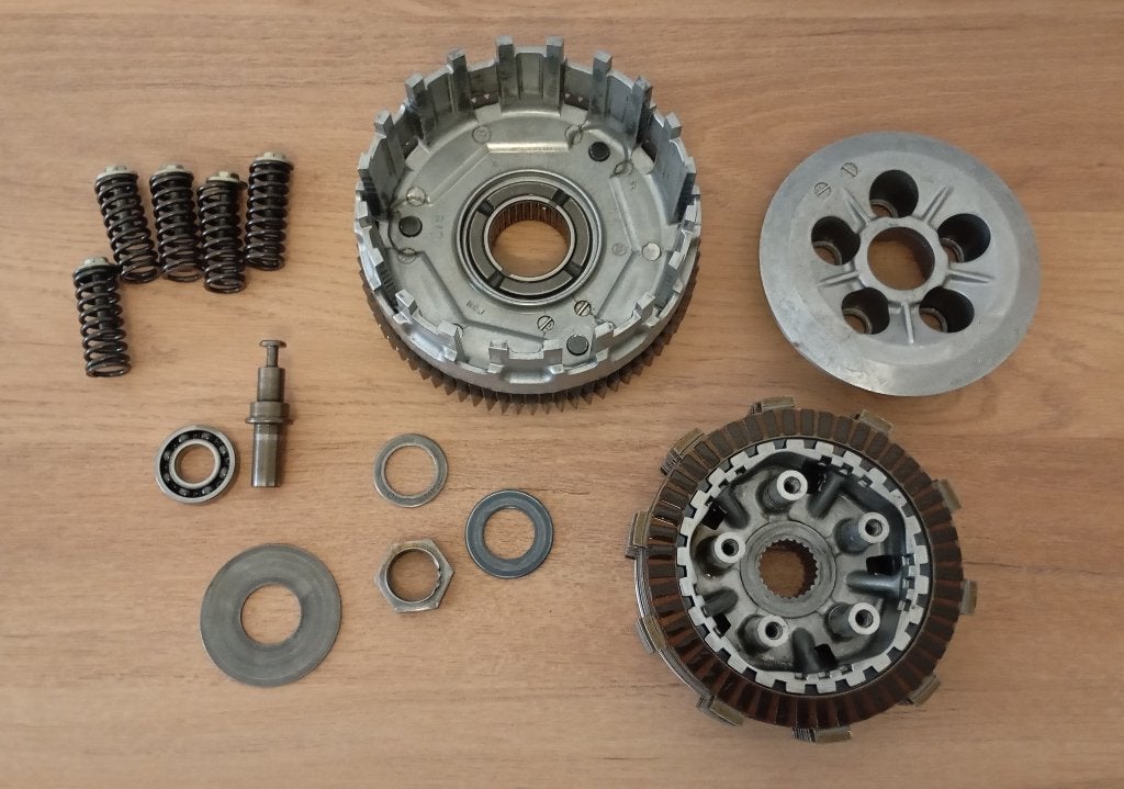 Embrayage Honda Cbr 929 rr Fireblade SC44 2000 2001, Motos, Pièces | Honda, Utilisé, Envoi