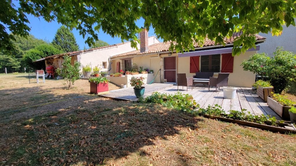 Een unieke plek om te wonen in het hart van de Périgord Vert, Immo, Buitenland, Frankrijk, Woonhuis, Landelijk