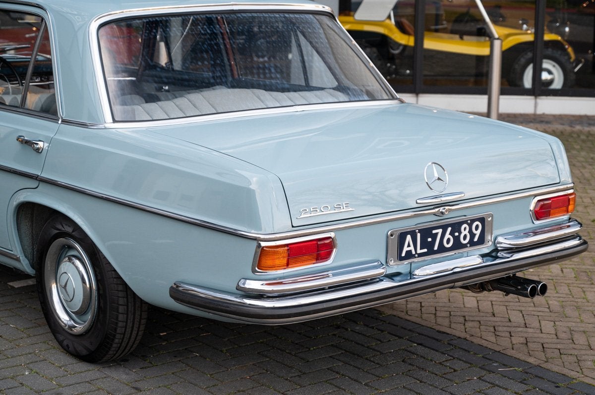 Mercedes-Benz S-Klasse 250 SE (W108) (bj 1966), Auto's, 4 zetels, Gebruikt, Overige kleuren, Leder en Stof