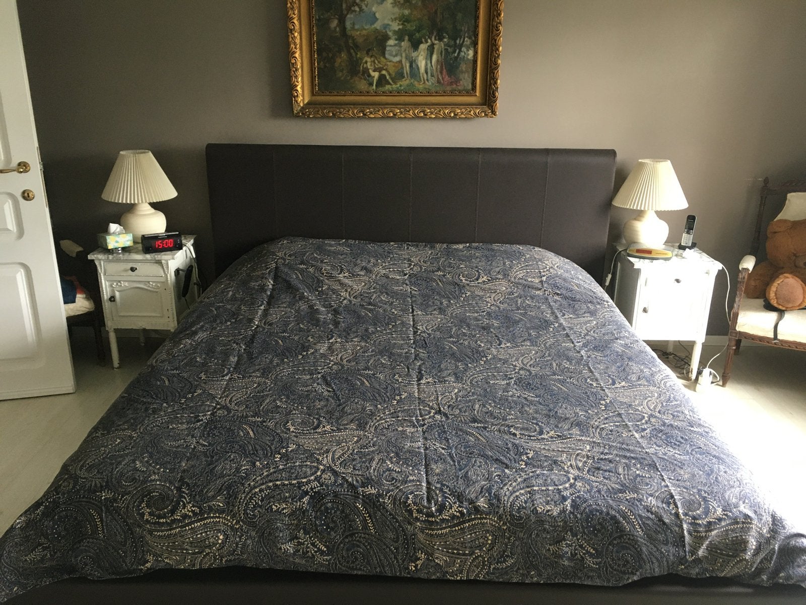 Lit de 180 cm avec sommier à lattes en cuir marron, Maison & Meubles, Enlèvement, Comme neuf