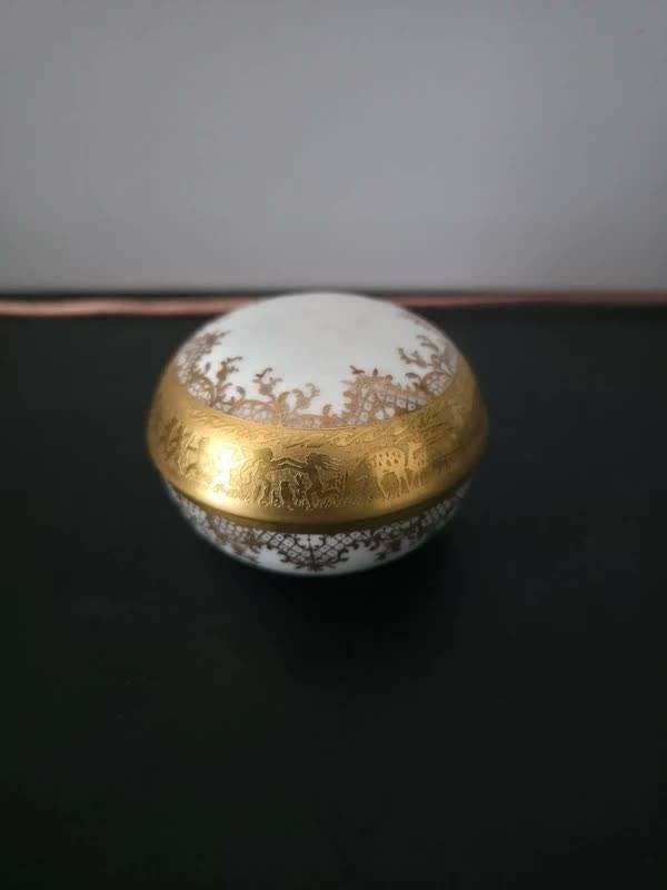 Vintage D.W. Karlsbader porseleinen bonbonniere goud, Ophalen of Verzenden