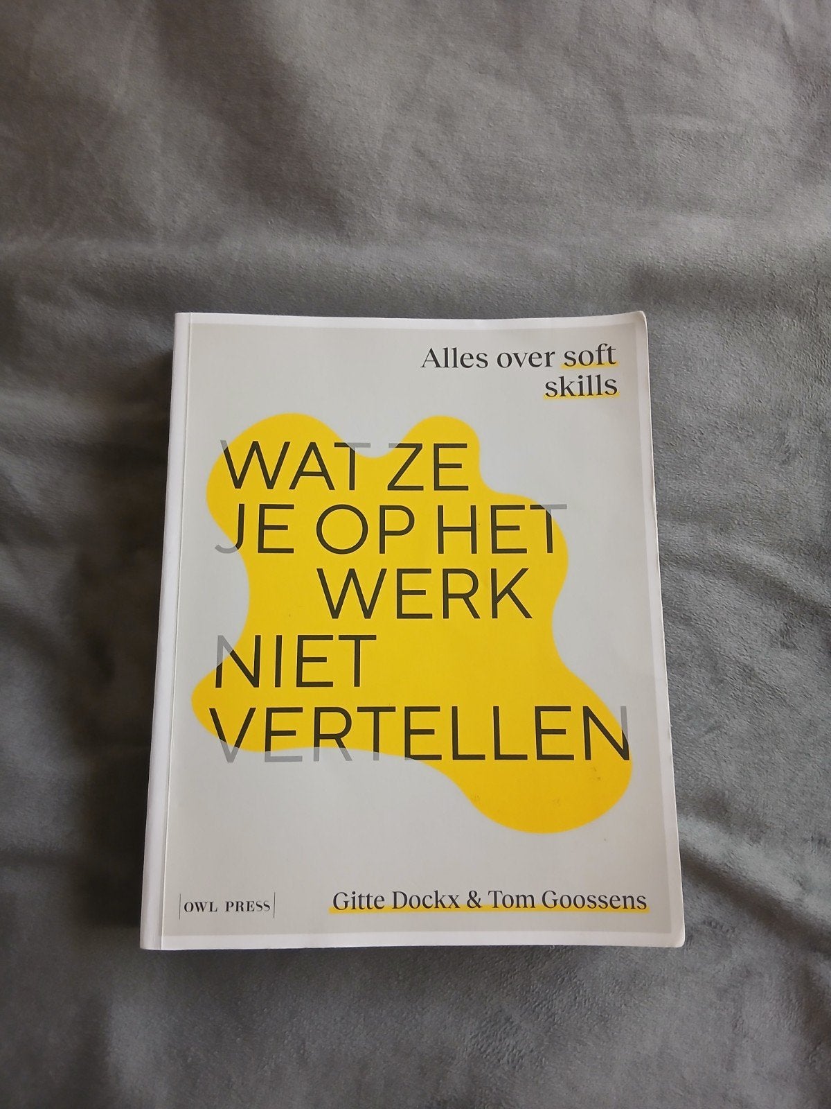 Gitte Dockx - Wat ze je op het werk niet vertellen, Enlèvement, Gitte Dockx; Tom Goossens