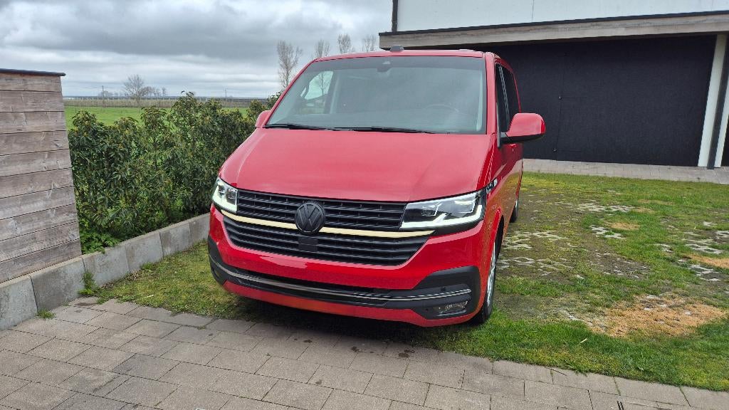 VW multivan t6.1, Autos, Volkswagen, Rouge, Euro 6, Alcantara, Automatique