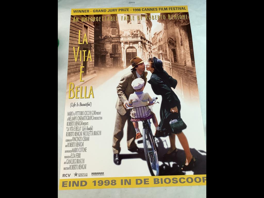 LA VITA E BELA   Filmposter  70-100 cm, Ophalen of Verzenden