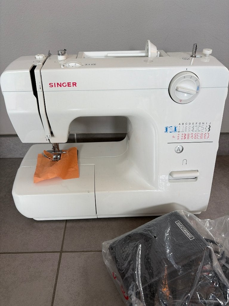 Naaimachine Singer 1116, Ophalen, Gebruikt, Naaimachine, Singer