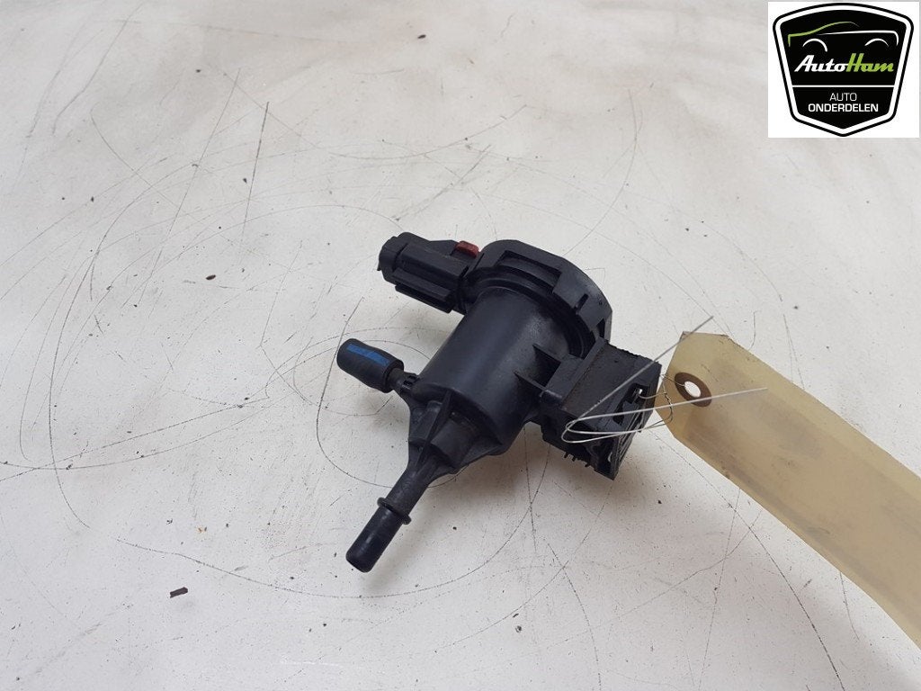 VACUUM VALVE C (W205) (|A0014760532|A0004760600|), Utilisé, Mercedes-Benz