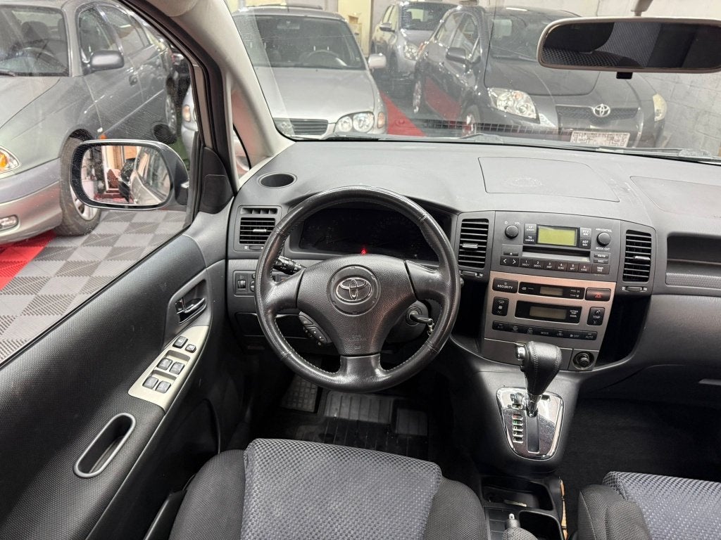 Toyota Corolla Verso, Achat, 4 cm³, Corolla, 5 portes