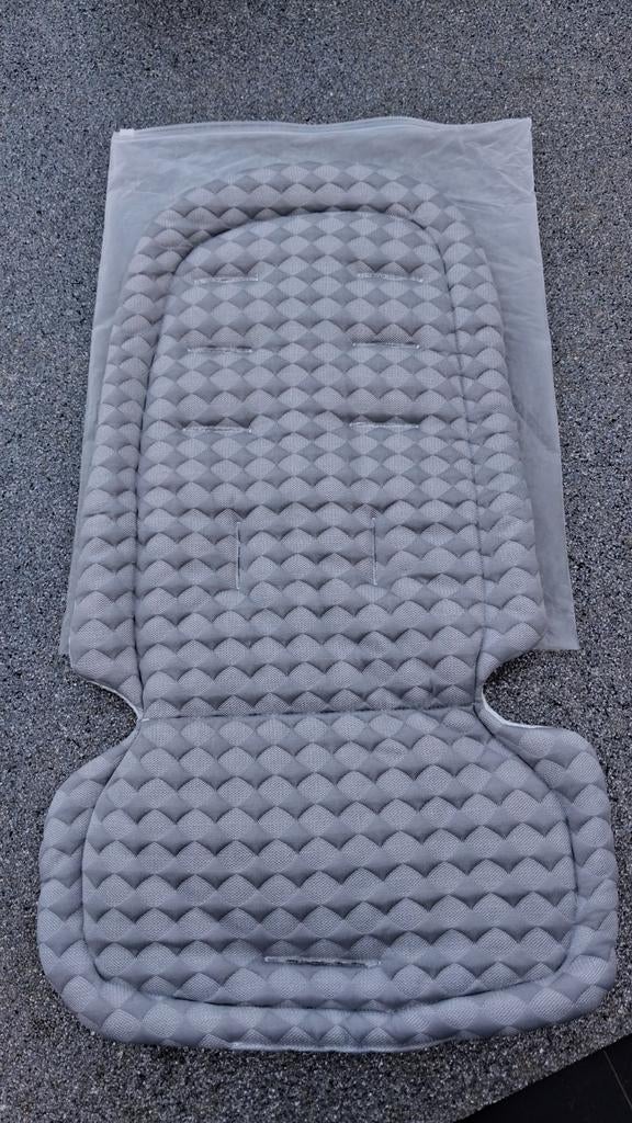 Inlegkussen voor buggy  / maxi cosi NIEUW, Ophalen
