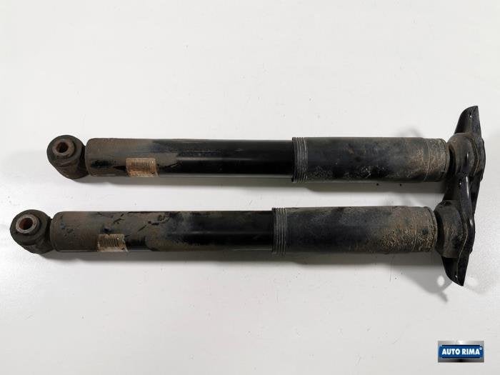 Kit amortisseur d'un Volvo V60, -, 3 mois de garantie, -, -
