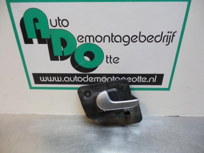 Portiergreep 4Deurs links-voor van een Opel Meriva (Meriva 0, Gebruikt, -, -, Opel