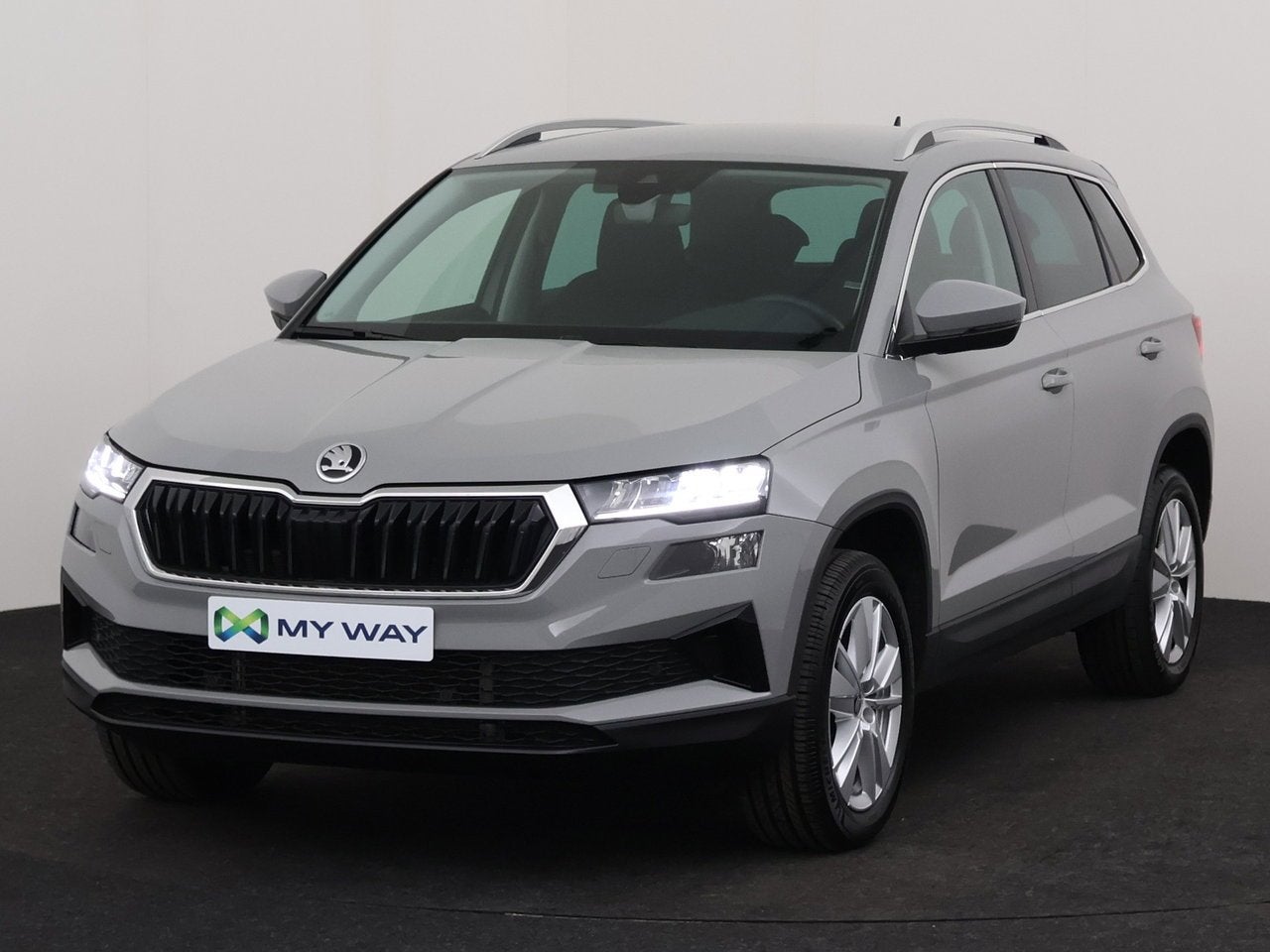 Skoda Karoq Karoq Corporate 1.5 TSI 110kW (150ch) DSG7, Auto's, Automaat, 140 g/km, Karoq, SUV of Terreinwagen