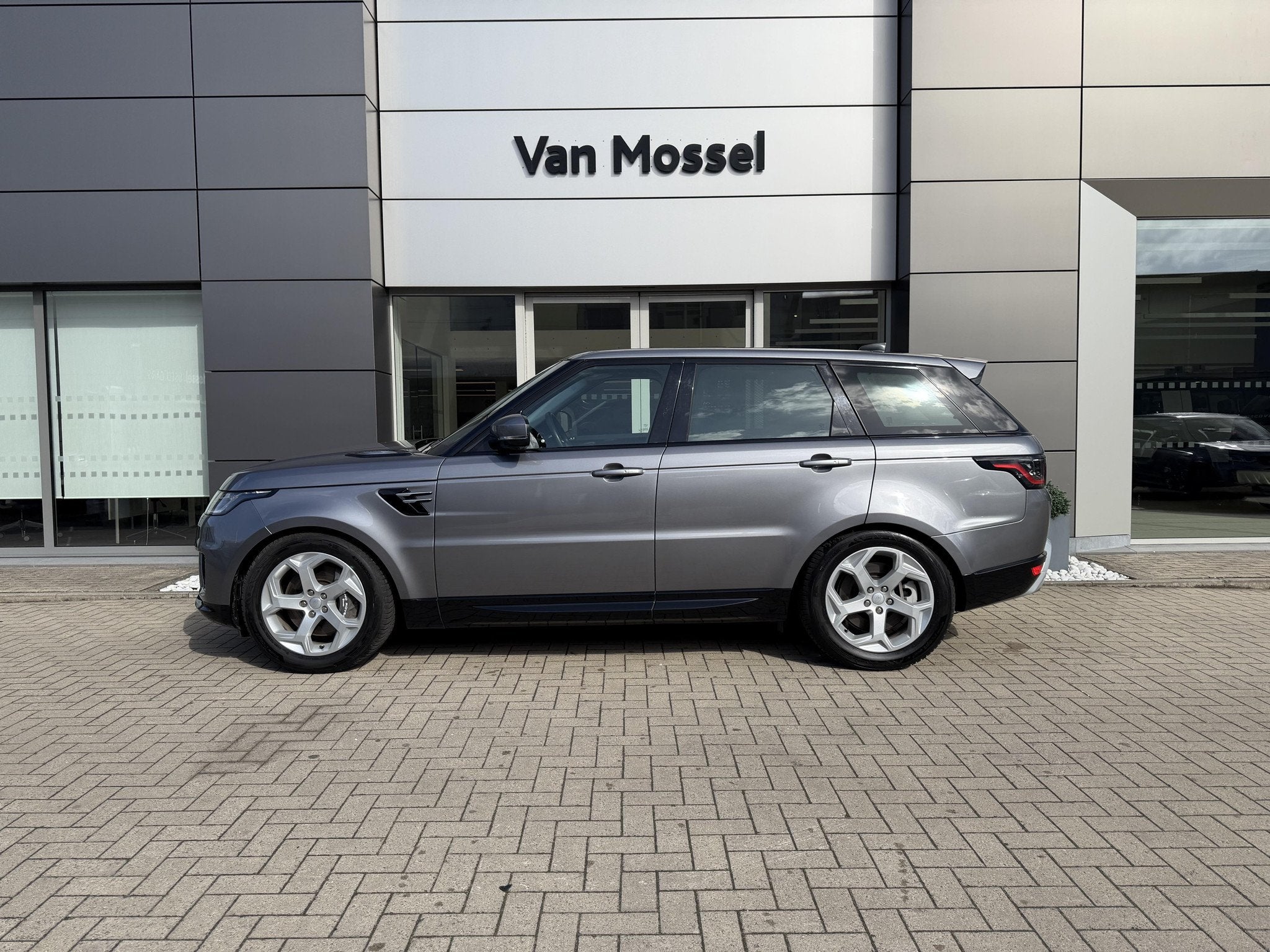 Land Rover Range Rover Sport P400e PHEV HSE (automatique), Autos, Cuir, Argent ou Gris, Achat, Entreprise
