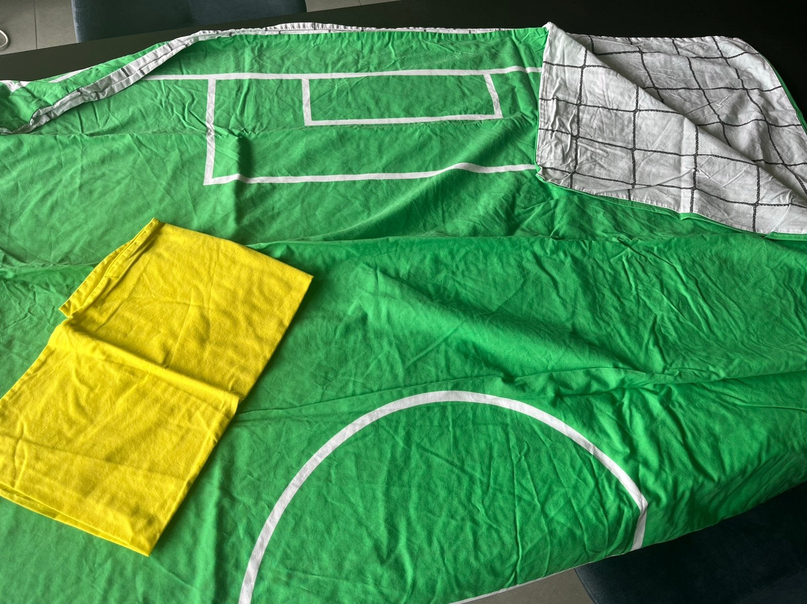 Ikea donsovertrek voetbal 1 persoonsbed. Zeer goede staat., Gebruikt, Jongetje of Meisje, Dekbedovertrek, Ophalen of Verzenden