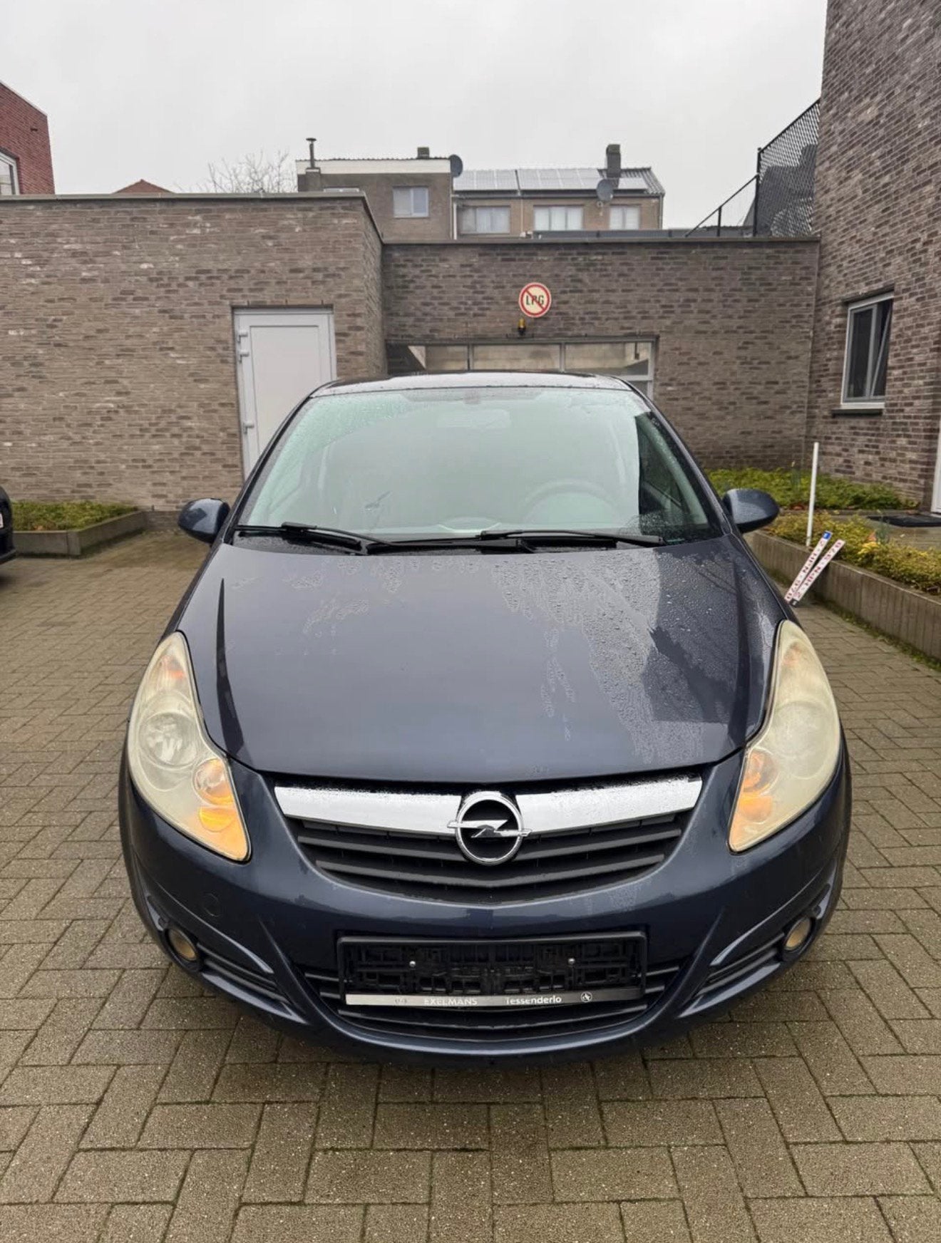 Opel Corsa 1.2 Benzine (2007) – 246.000 km, Auto's, Voorwielaandrijving, Stof, Handgeschakeld, Particulier