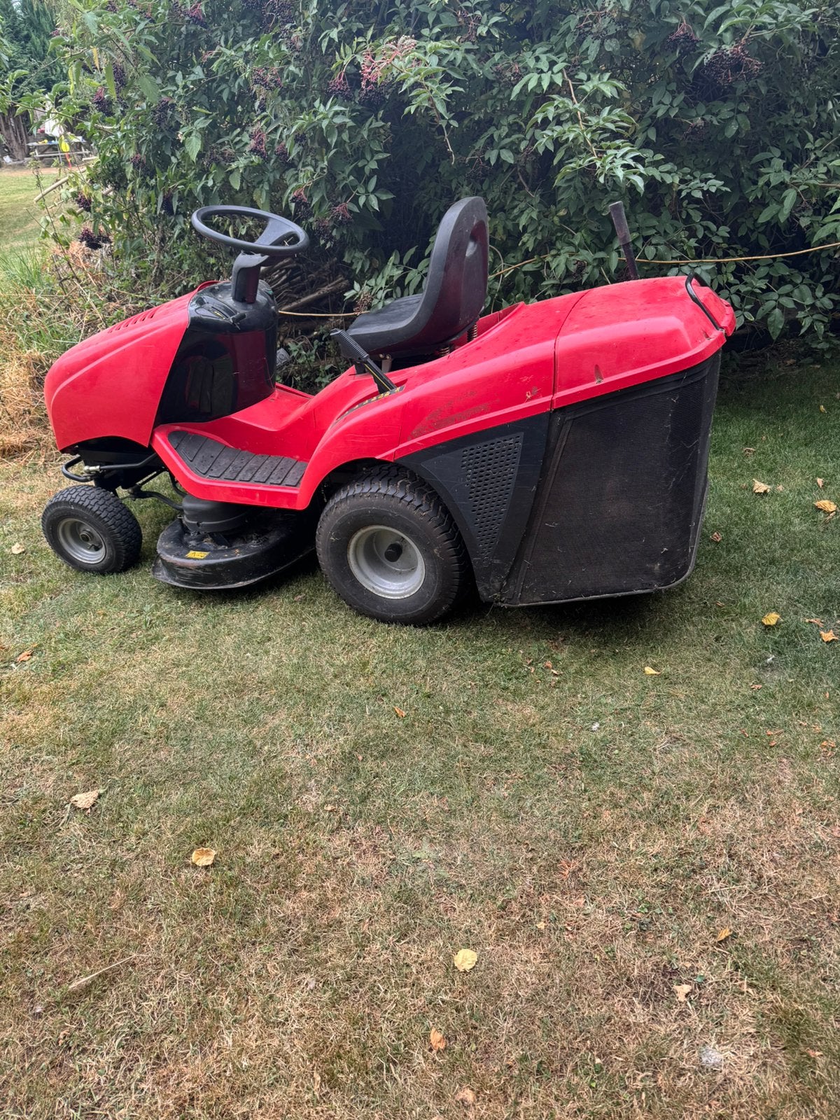 Tracteur tondeuse Sentar 13/92 - Démarre au quart de tour, Enlèvement, Utilisé, Démarrage électrique, 90 à 120 cm