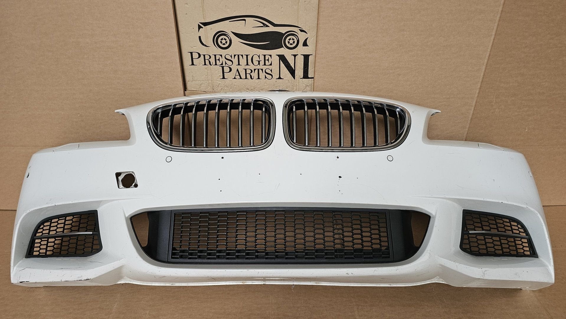 Voorbumper BMW 5 Serie F10 F11 M Pakket M550i Bumper Origine, Auto-onderdelen, Gebruikt, -, Voor, -